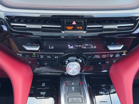 Used 2022 Acura MDX A-Spec image 34