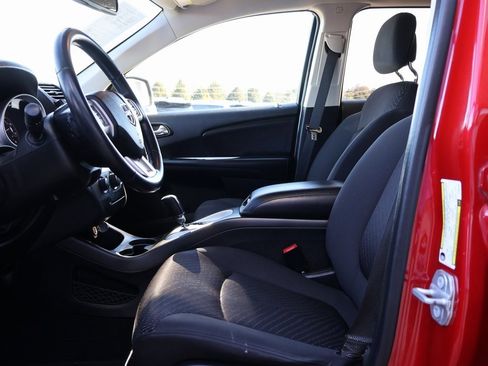 Used 2018 Dodge Journey SXT w/ Connectivity Group image 24