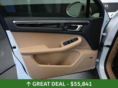 Used 2023 Porsche Macan S AWD/4WD image 17