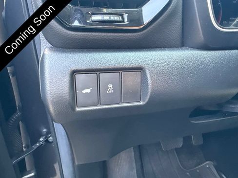Used 2025 Honda Pilot Touring image 11