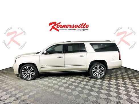 Used 2017 GMC Yukon XL Denali w/ Open Road Package image 4