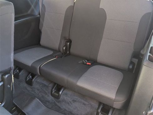 Certified 2021 Chevrolet Traverse LS image 23