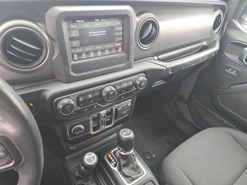 Used 2023 Jeep Wrangler Sport S image 28