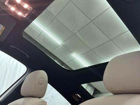 Used 2026 Mercedes-Benz GLA 250 4MATIC image 19