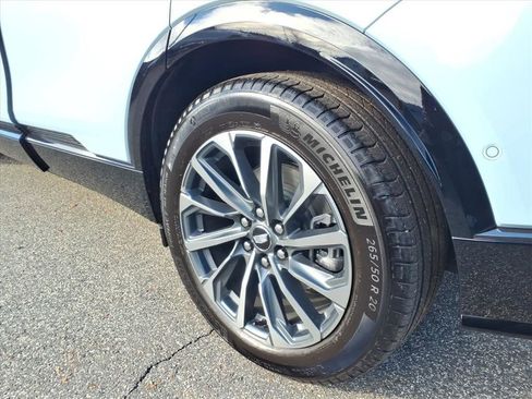 Used 2025 Cadillac Lyriq Sport image 8