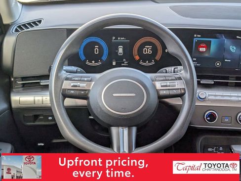 Used 2024 Hyundai Kona SE image 14