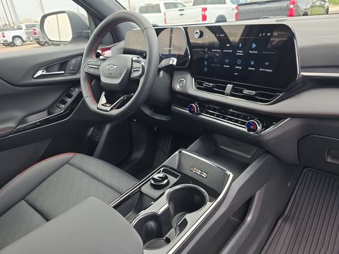 New 2027 Chevrolet Equinox RS w/ Safety and Technology Package AWD/4WD image 17