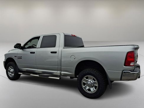 Used 2016 RAM 2500 Tradesman w/ Chrome Appearance Group image 7