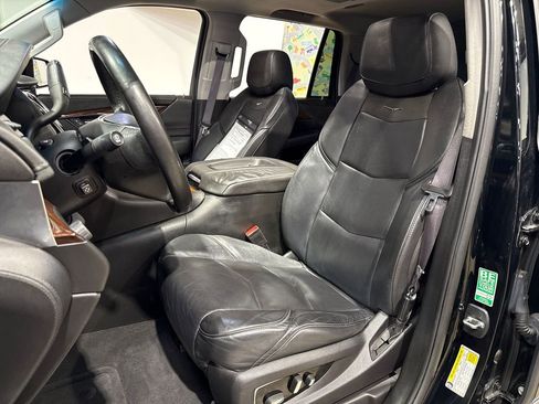 Used 2015 Cadillac Escalade Premium RWD image 70