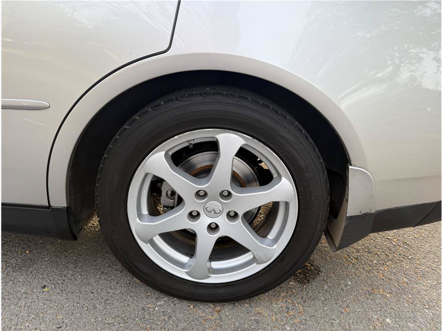 Used 2004 INFINITI G35 Sedan RWD image 9