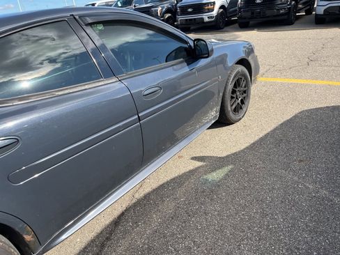 Used 2008 Pontiac Grand Prix image 17