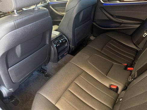 Used 2021 BMW 530i w/ Convenience Package RWD image 12