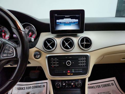 Used 2016 Mercedes-Benz CLA 250 CLA250 image 19