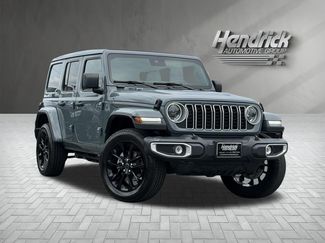 Used 2025 Jeep Wrangler Unlimited Sahara w/ Safety Group AWD/4WD video 2