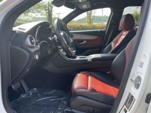 Used 2021 Mercedes-Benz GLC 300 w/ AMG Line image 4