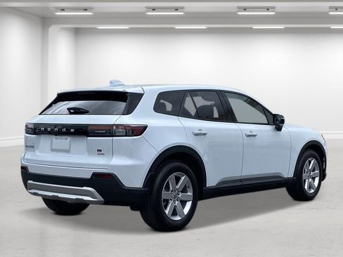 New 2026 Honda Prologue EX image 4