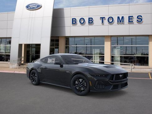 New 2026 Ford Mustang GT image 9