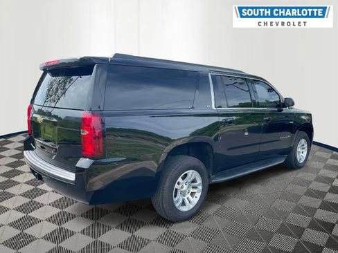 Used 2018 Chevrolet Suburban LT image 5