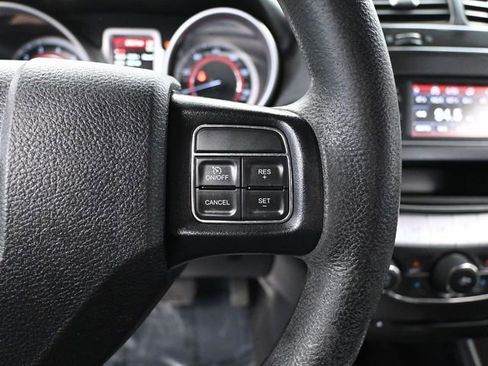 Used 2019 Dodge Journey SE image 24