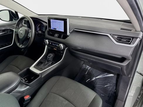 Used 2023 Toyota RAV4 XLE image 28