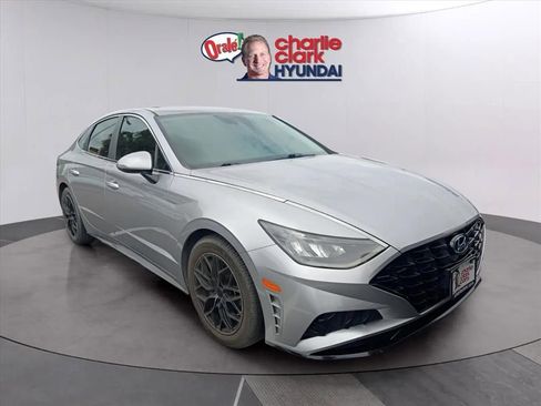 Used 2020 Hyundai Sonata SEL w/ Convenience Package FWD image 4
