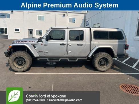 Used 2020 Jeep Gladiator Rubicon w/ Advanced Safety Group AWD/4WD image 5