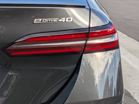 Used 2026 BMW i5 eDrive40 RWD image 25