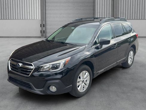 Used 2018 Subaru Outback 2.5i Premium AWD/4WD image 29