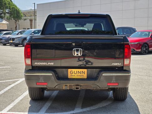 Used 2020 Honda Ridgeline Sport image 4