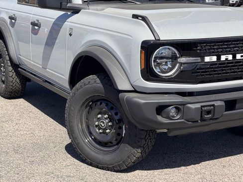 New 2026 Ford Bronco Big Bend w/ Black Diamond Package image 4
