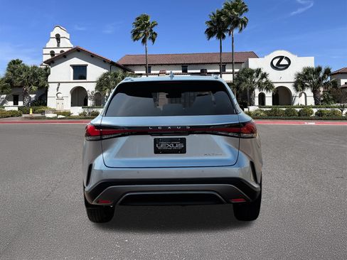 Used 2025 Lexus RX 350 Premium w/ Accessory Package (Z1) FWD image 3