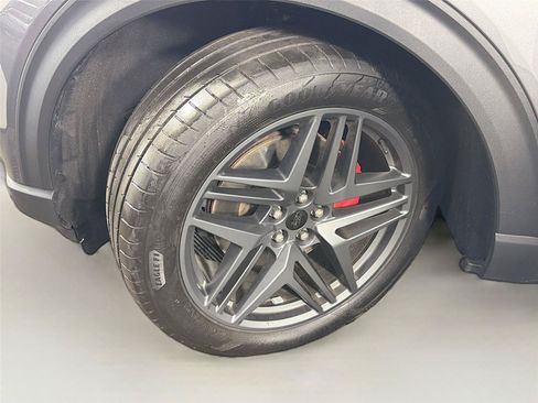 Used 2025 Ford Explorer ST AWD/4WD image 36
