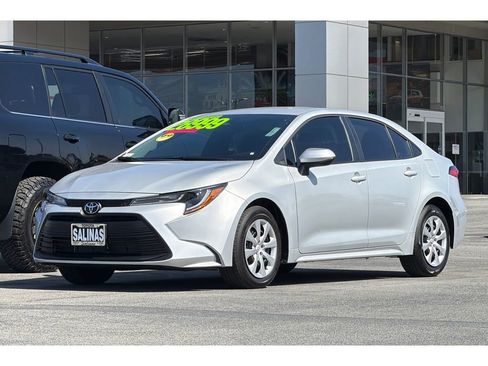 Used 2026 Toyota Corolla LE FWD image 8