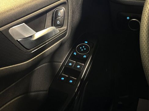 Used 2025 Ford Escape ST-Line image 34