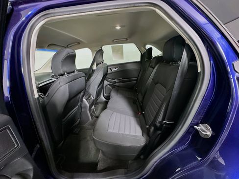 Used 2016 Ford Edge SE FWD image 25