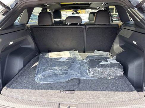 New 2026 Volkswagen Atlas Cross Sport SE image 6