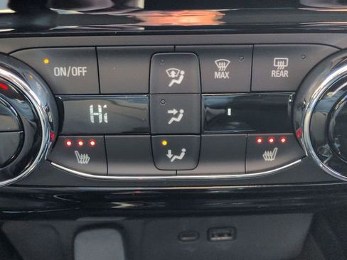 New 2026 Chevrolet Trax LT w/ Driver Confidence Package image 33