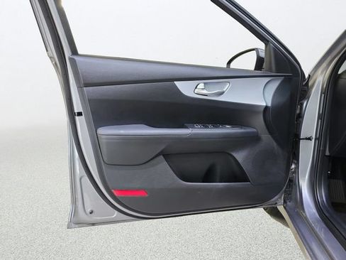 Certified 2024 Kia Forte LXS FWD image 17