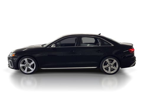 Used 2024 Audi S4 Premium image 2
