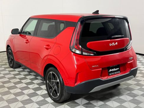Used 2023 Kia Soul EX FWD image 7