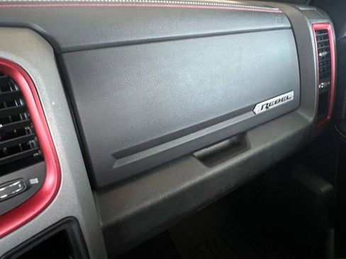 Used 2016 RAM 1500 Rebel AWD/4WD image 40