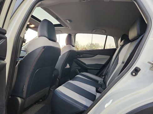 Used 2019 Subaru Crosstrek Hybrid w/ Moonroof Package w/Navigation image 10