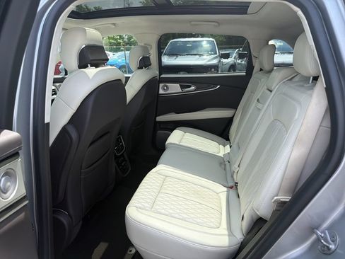 Certified 2023 Lincoln Nautilus Black Label AWD/4WD image 13