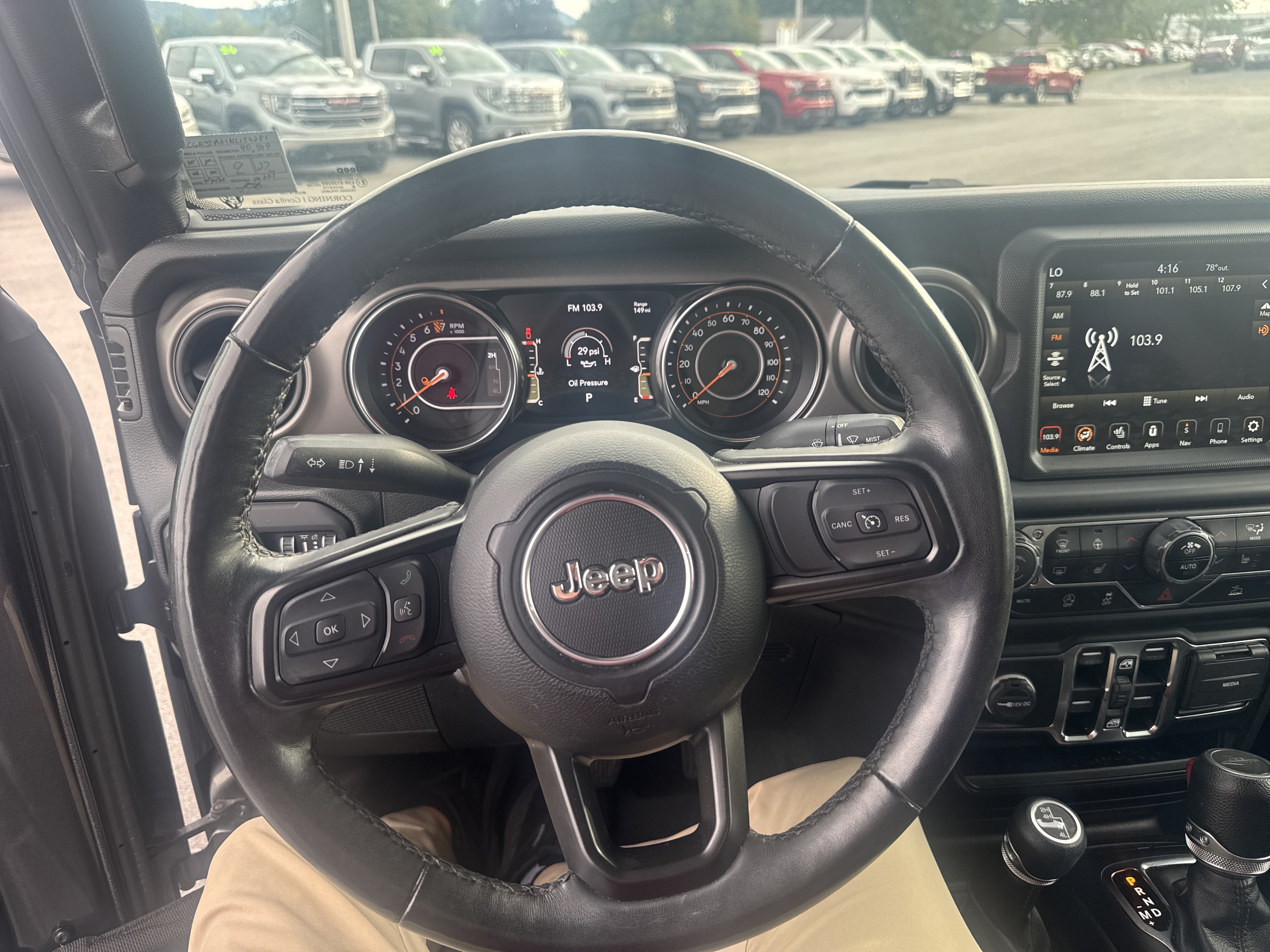 Used 2022 Jeep Gladiator Sport AWD/4WD image 18