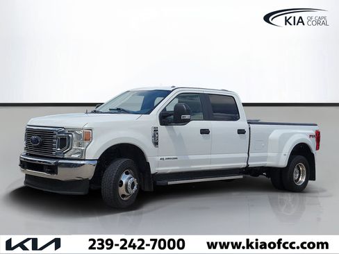 Used 2022 Ford F350 XL w/ STX Appearance Package AWD/4WD image 3