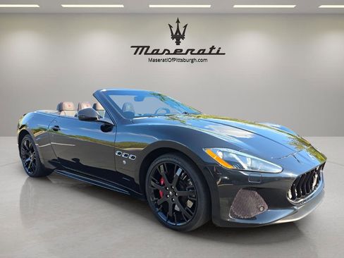 Used 2018 Maserati GranTurismo Sport image 3