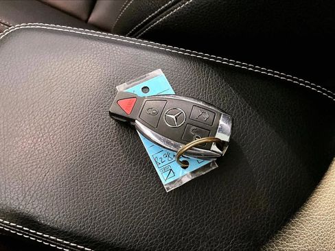 Used 2019 Mercedes-Benz CLA 250 4MATIC image 15