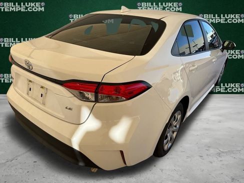 Used 2023 Toyota Corolla LE image 5