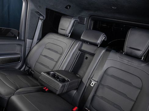 Certified 2025 Mercedes-Benz G 63 AMG 4MATIC image 16