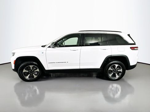 Used 2024 Jeep Grand Cherokee Limited 4xe AWD/4WD image 6